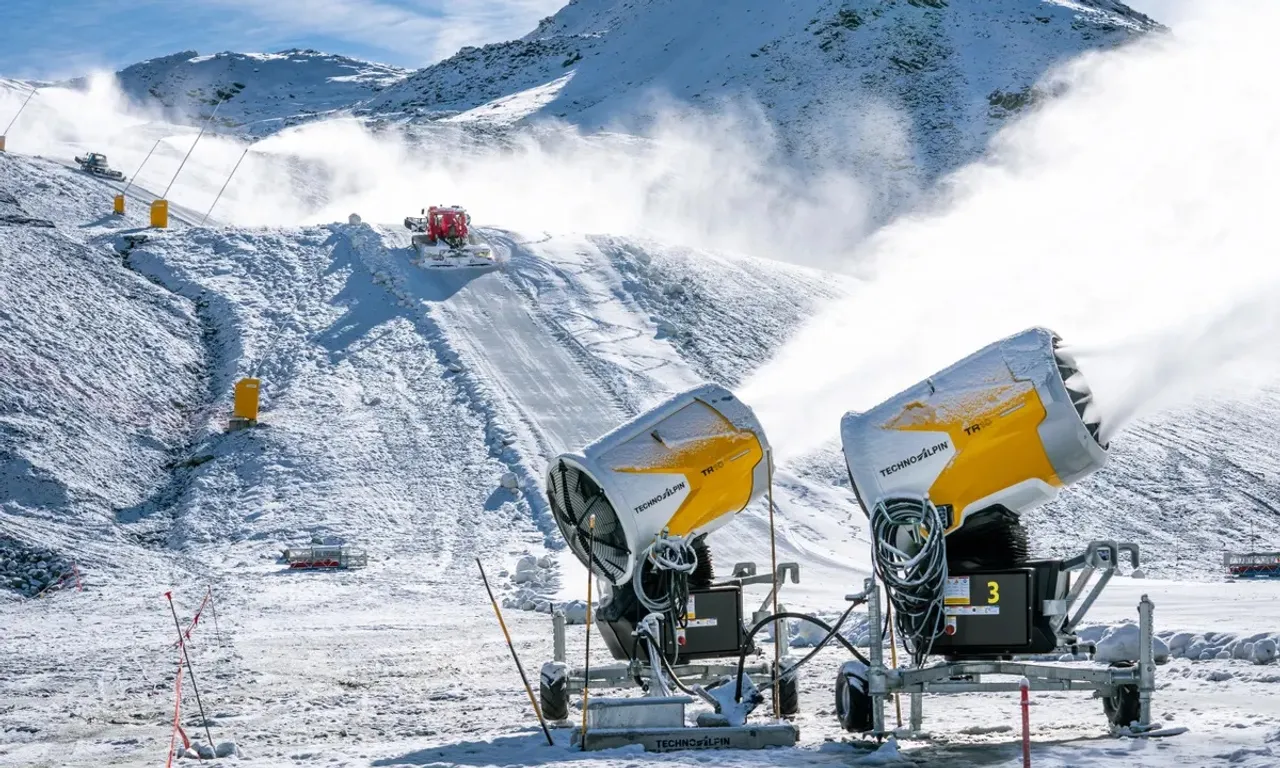 Winter Sports Skiing Snowfall