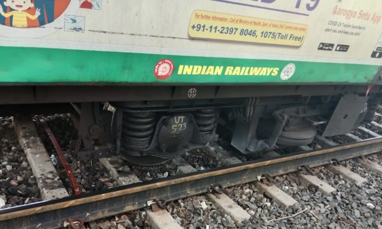 local train derails in Chennai