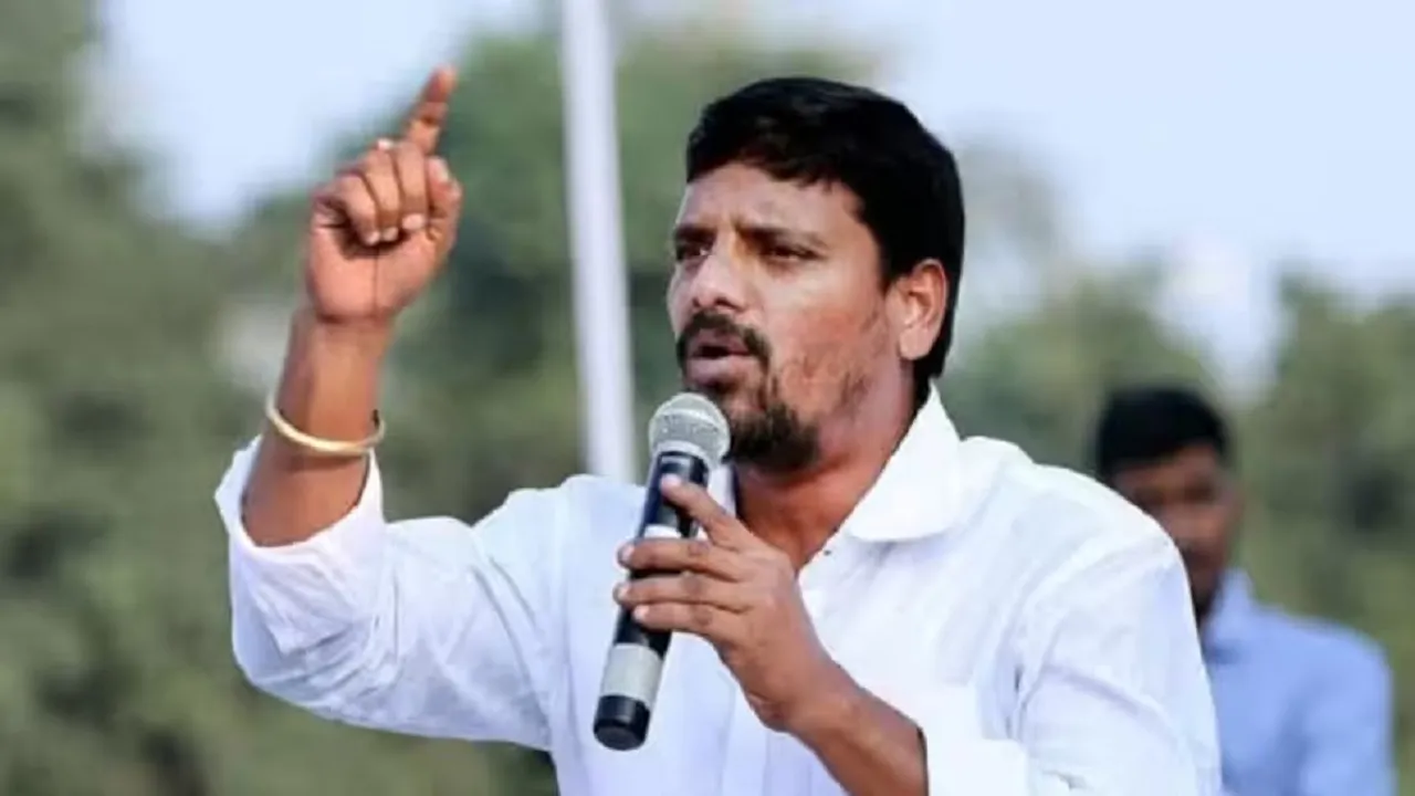 Teenmar Mallanna Chintapandu Naveen Kumar