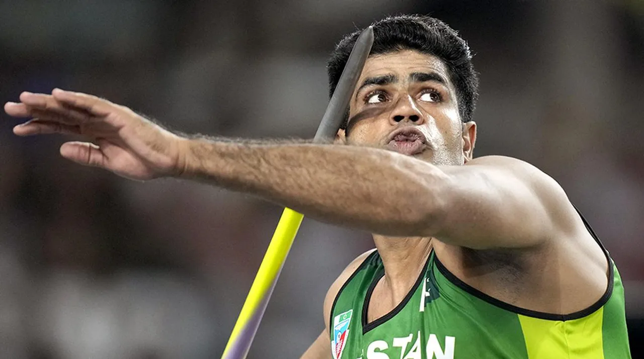 Arshad Nadeem struggling