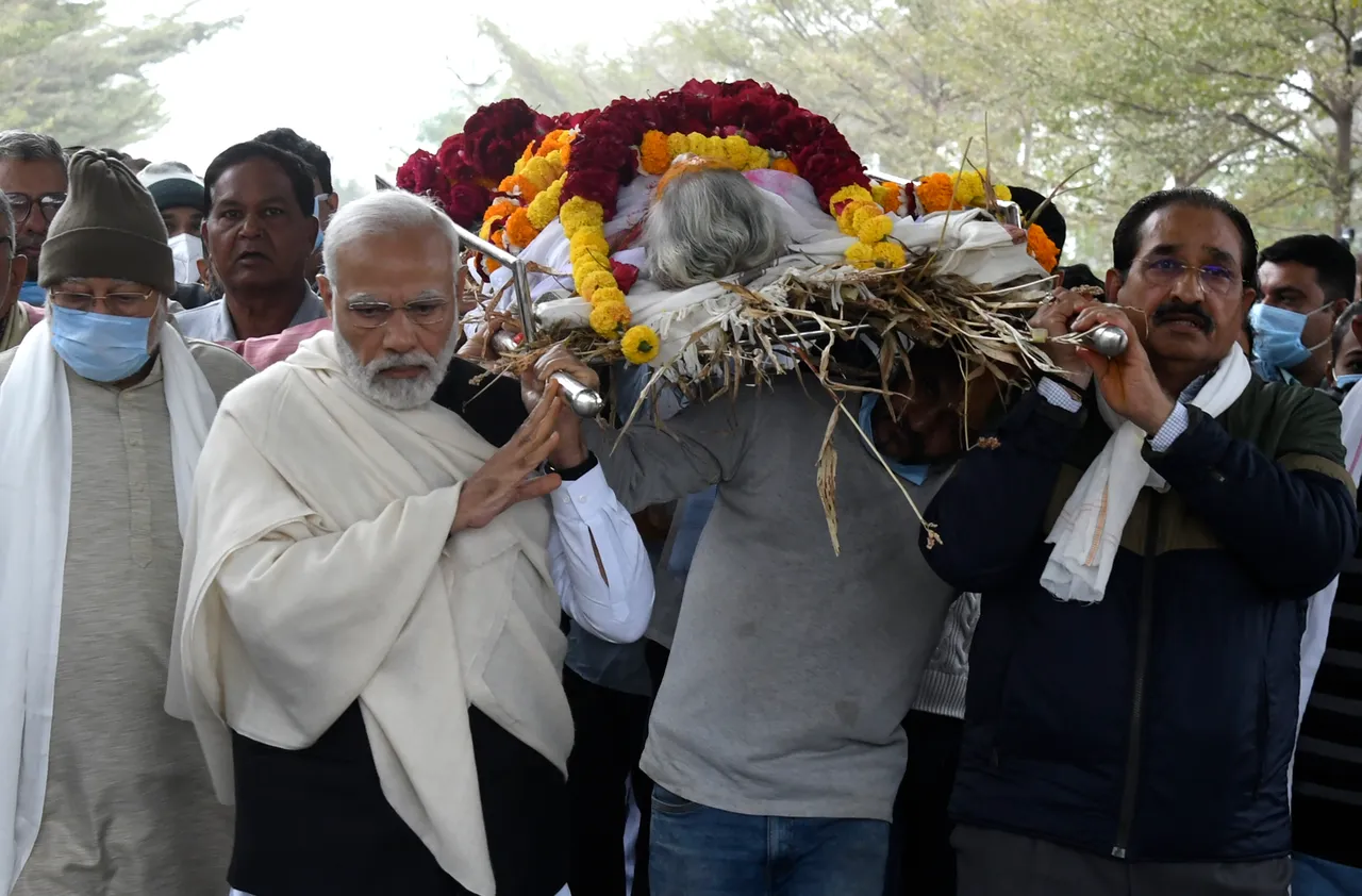 NArendra Modi Hiraba Heeraben