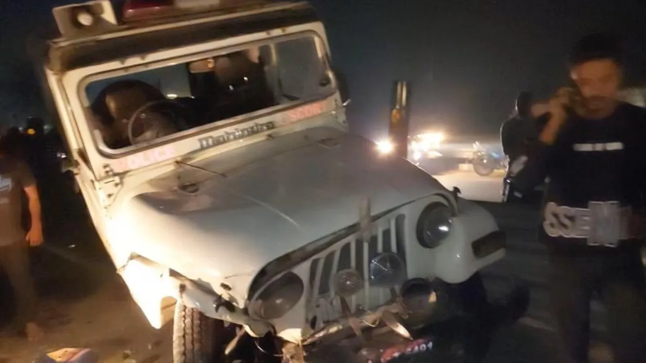 Tejashwi Yadav Cars Collide