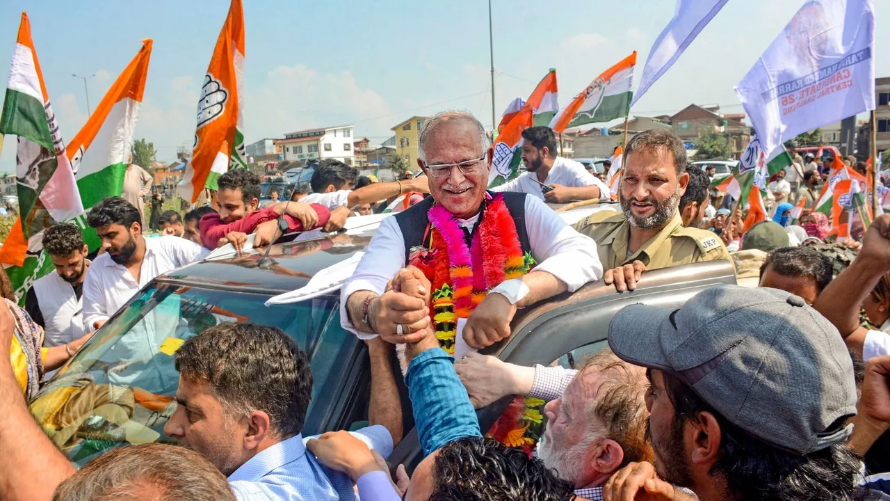 National Conference - Congress alliance candidate for Central Shalteng constituency Tariq Hameed Karra during a rally before he files his nomination papers for the Jammu and Kashmir Assembly elections, in Srinagar, Thursday, Sept 5, 2024.