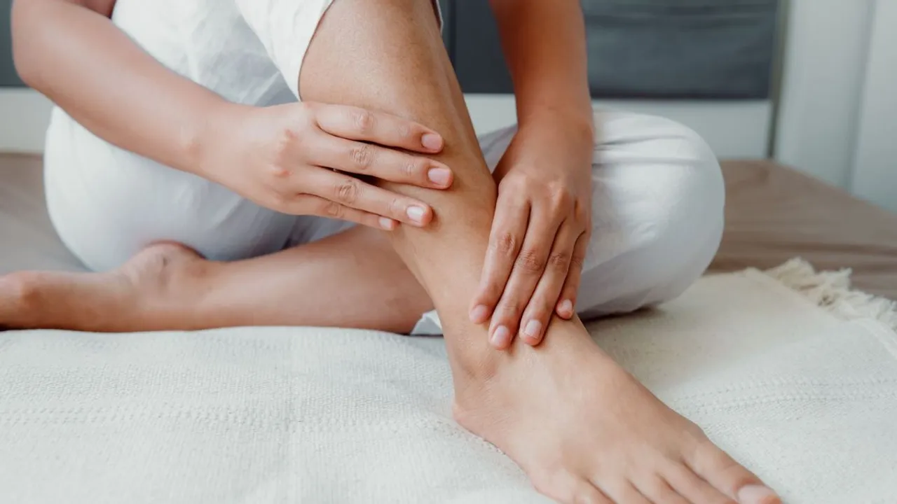 pins and needles in your legs, joint pain chronic pain