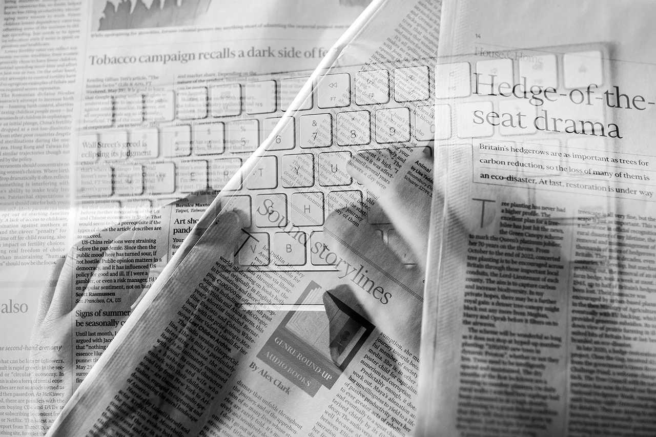 newspaper journalism.jpg
