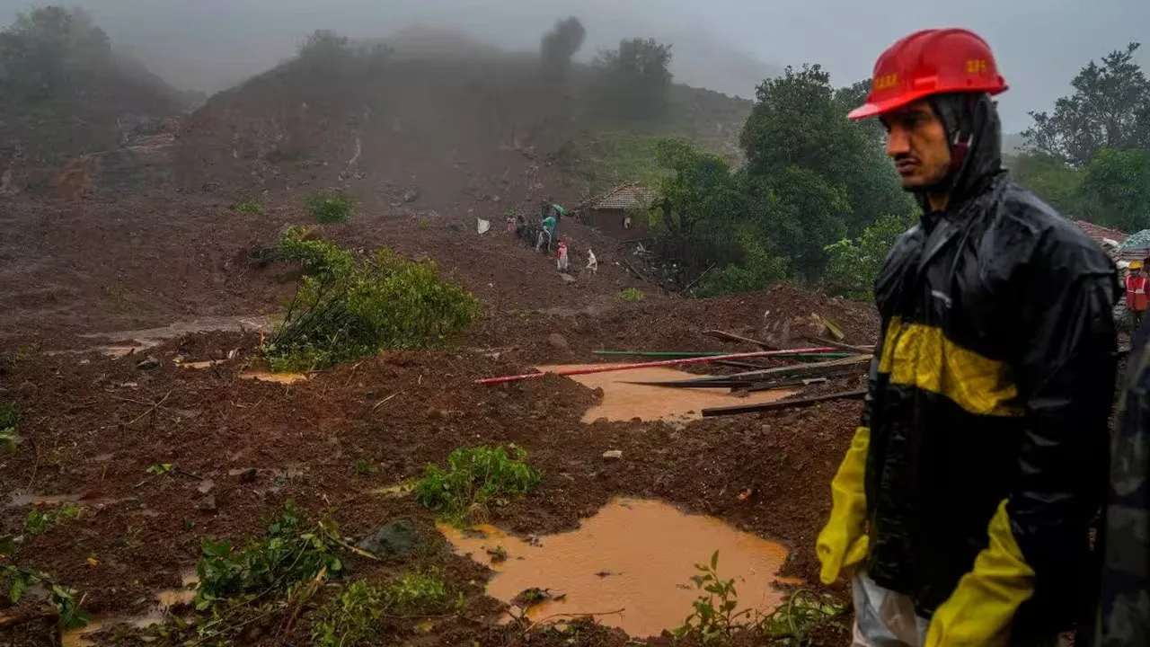 Raigad landslide.jpg