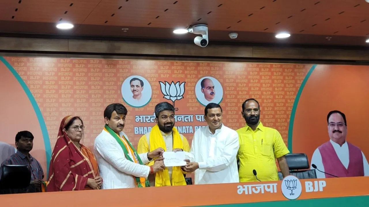 Manish Kashyap joins BJP