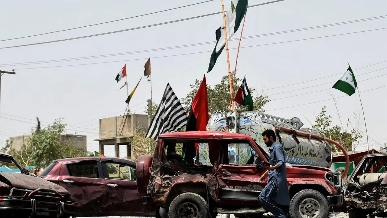 suicide attack Pakistan.jpg