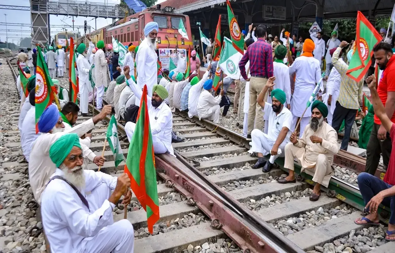 farmers protest in Punjab Gurdaspur