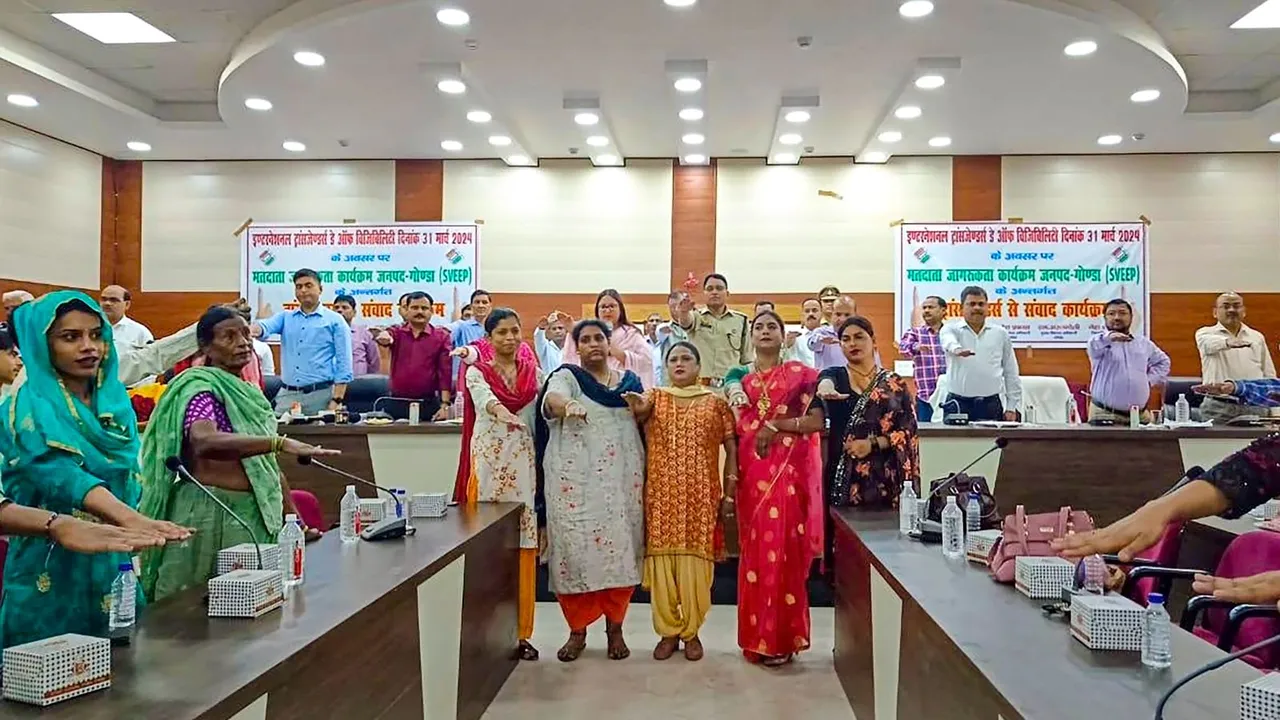 Transgenders raise voter awareness in UP's Gonda