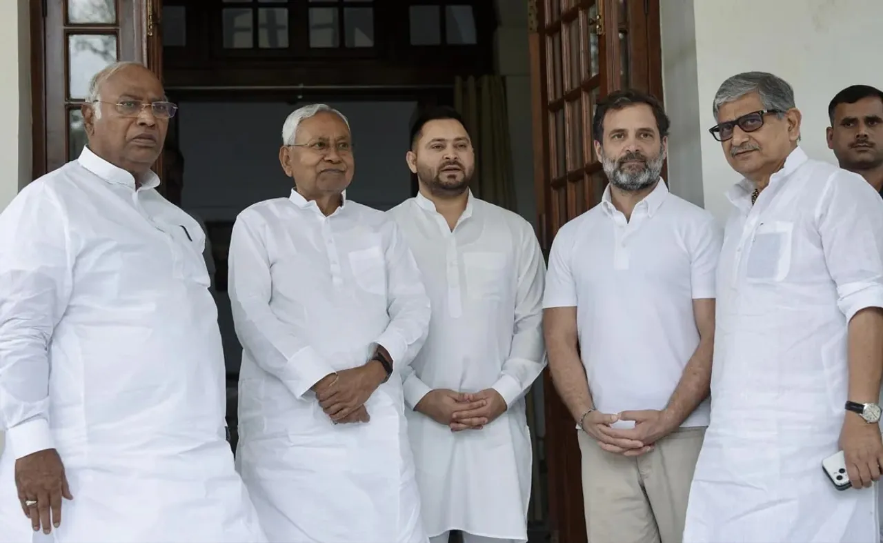 Opposition parties.jpg