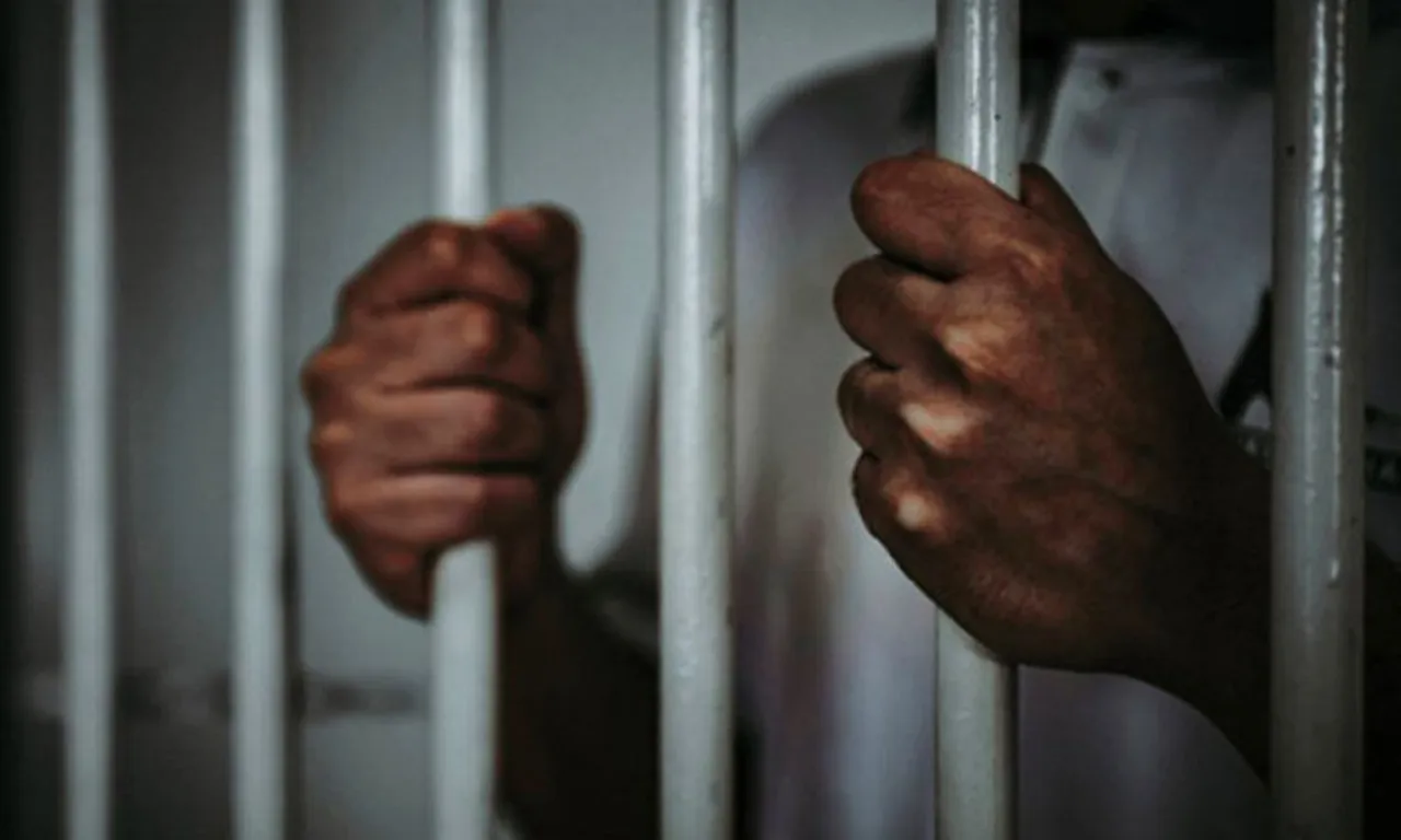 prisoner Jail bars.jpg
