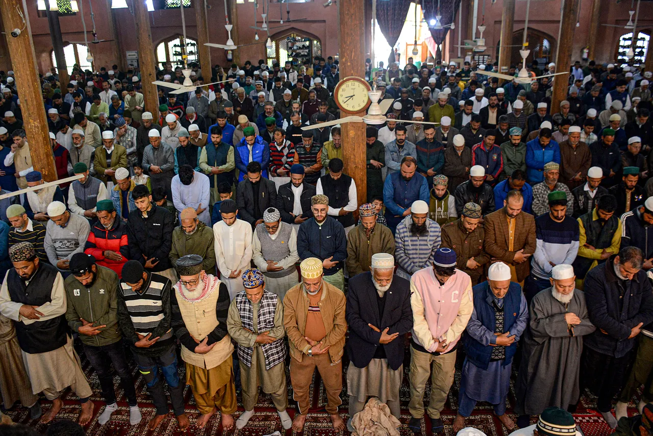Eid-ul-Fitr celebrations Srinagar