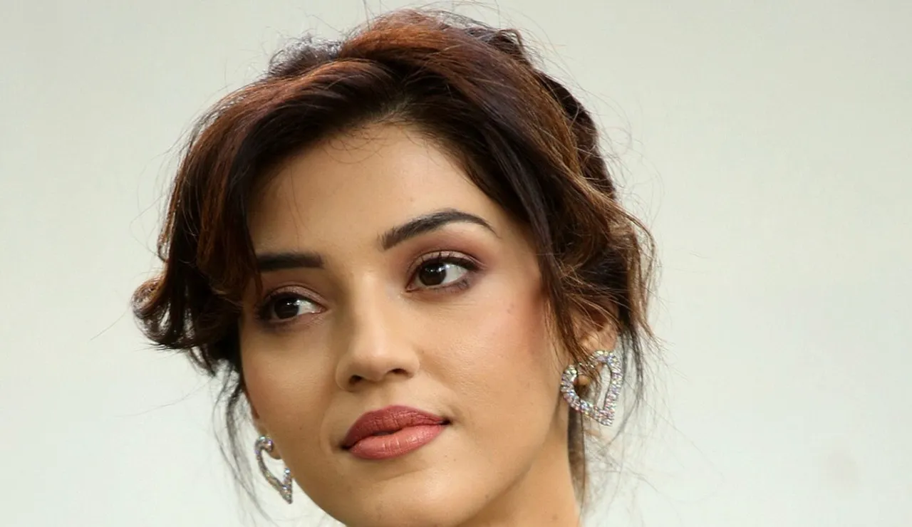 Mehreen Pirzada.jpg