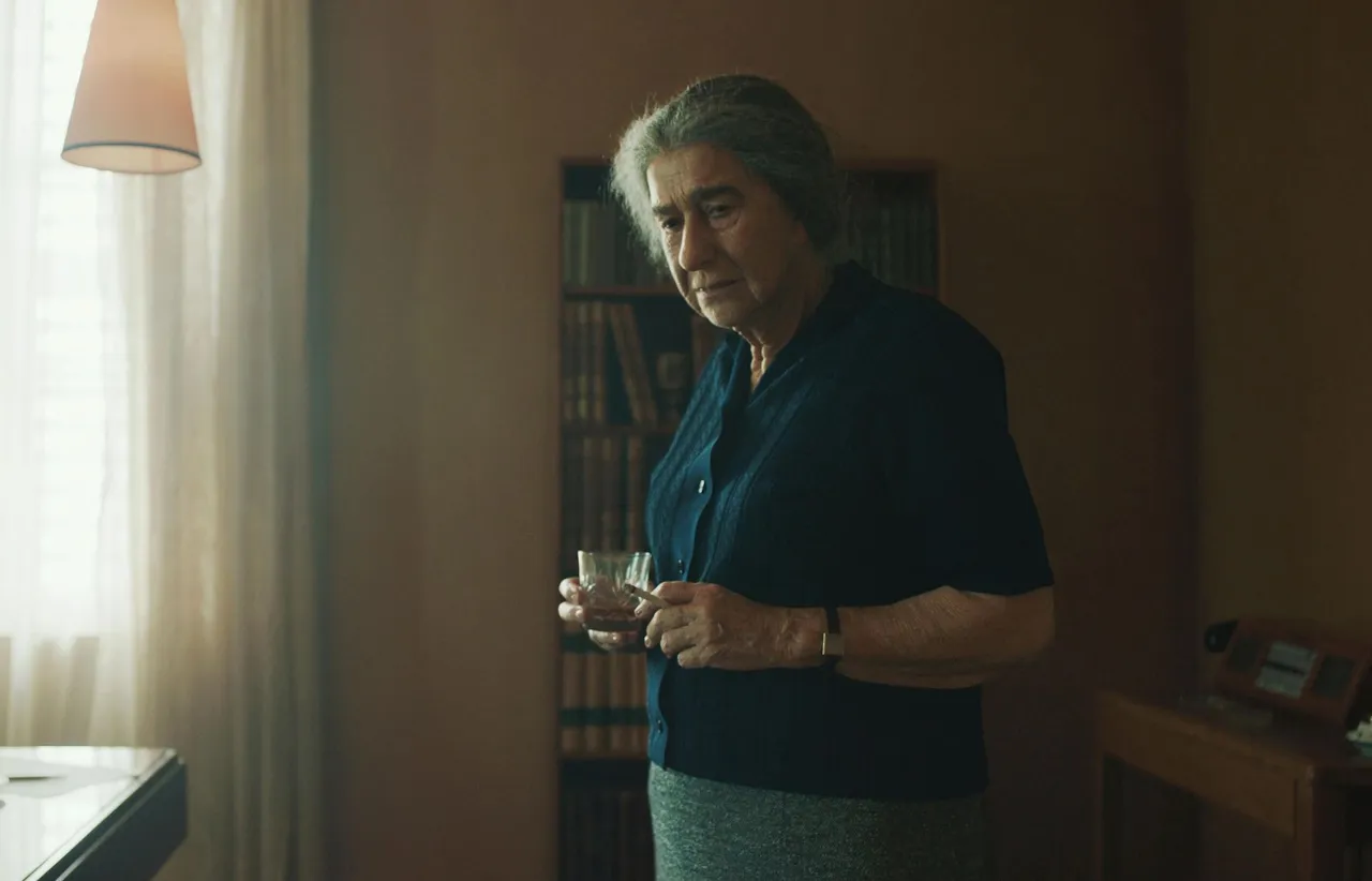 Golda.jpg