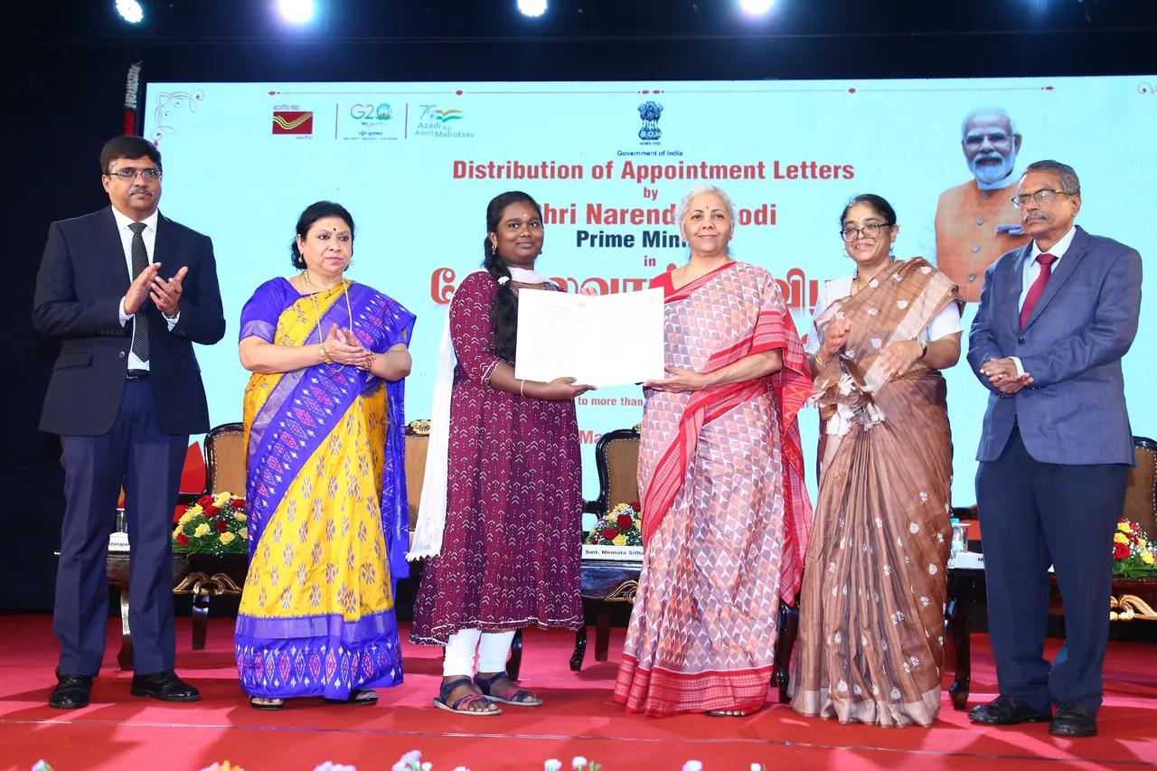 Rozgar Mela Nirmala Sitharaman.jpg