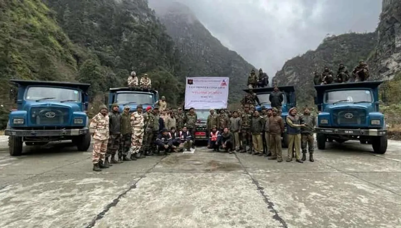 Maza border road