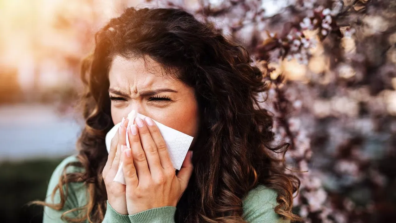 Sneeze.jpg