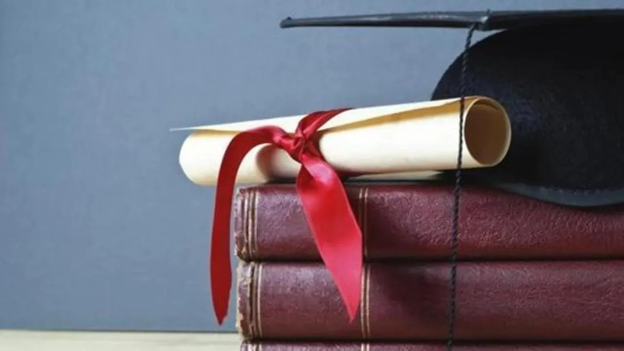 Degree and Graduation cap.jpg