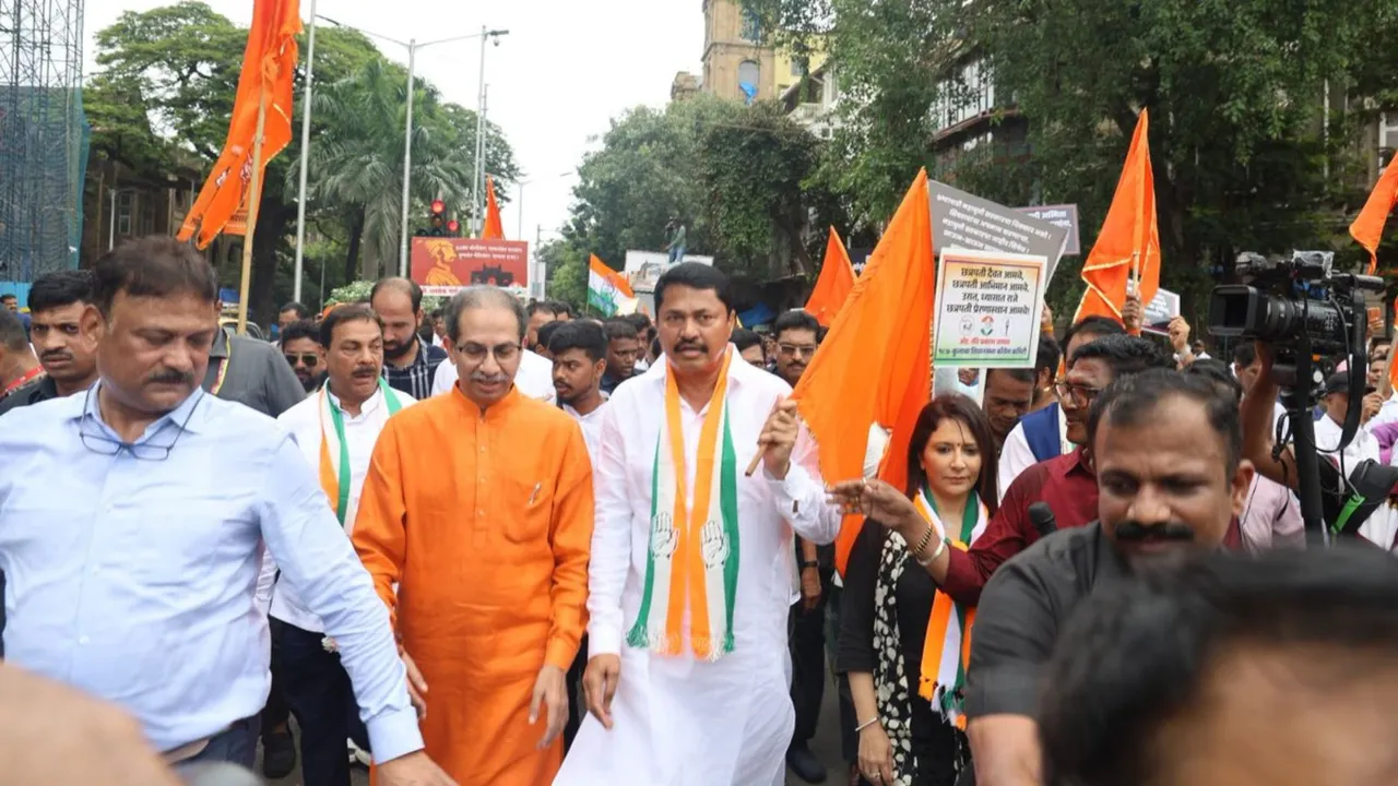 Shivsena (UBT) chief Uddhav Thackeray, Congress State President Nana Patole and other Maha Vikas Aghadi leaders and workers during their protest march to condemn the collapse of the statue of Chhatrapati Shivaji Maharaj at the Rajkot Fort, in Mumbai Sunday, Sept. 1, 2024.