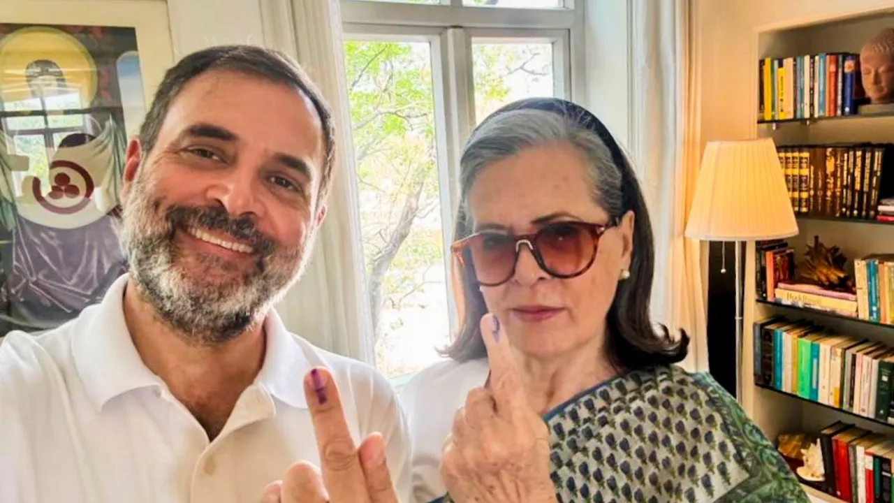 Congress leaders Sonia Gandhi and Rahul Gandhi show their inked fingers after casting their votes during the sixth phase of Lok Sabha elections, in New Delhi, Saturday, May 25, 2024