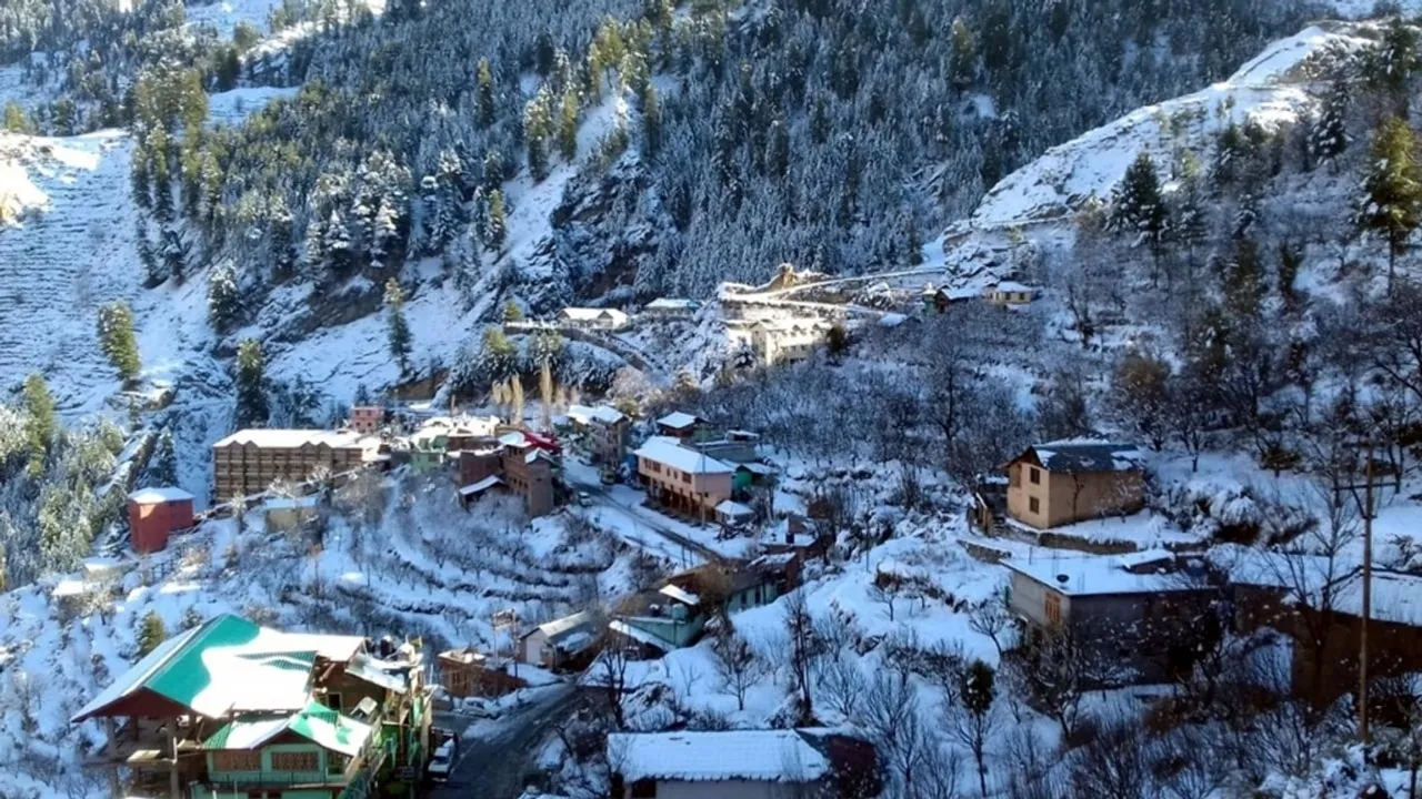 Himachal Pradesh snowfall.jpg