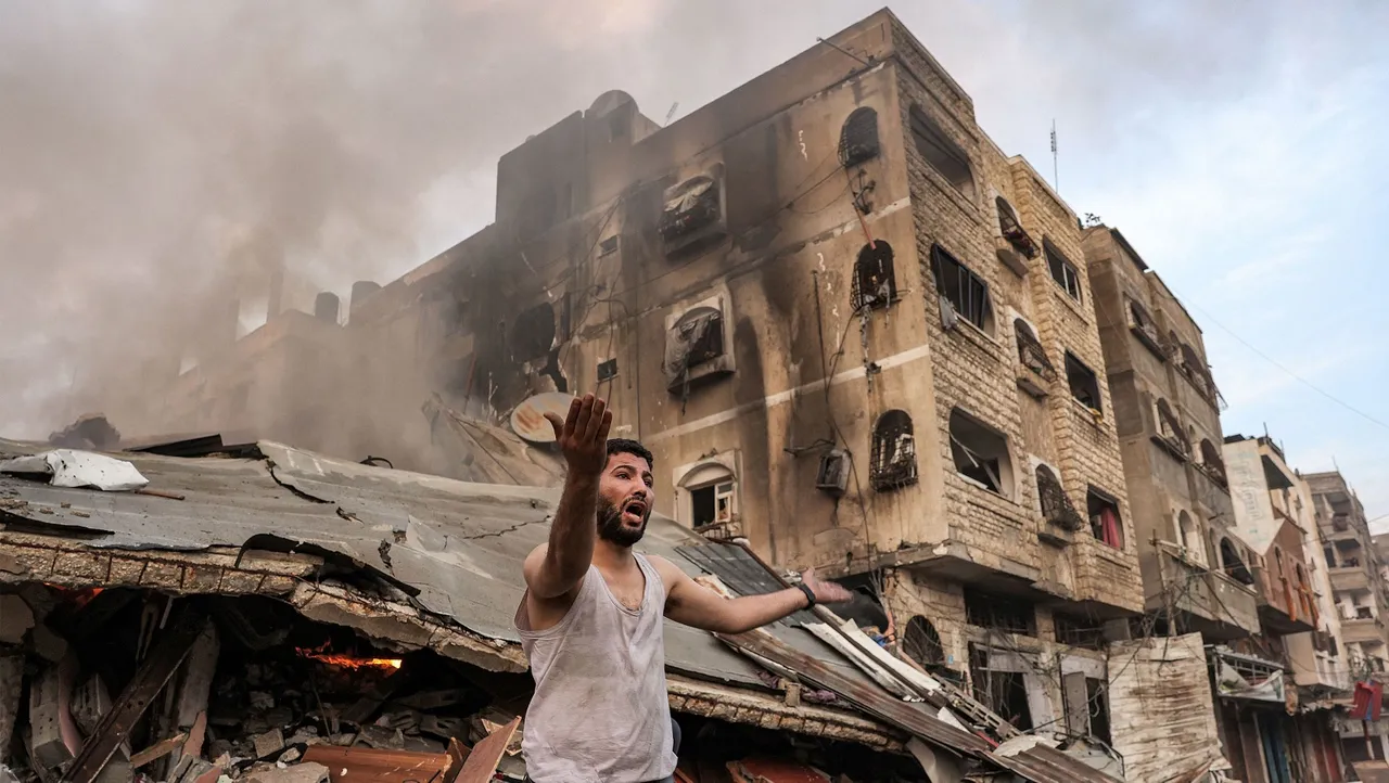 israel gaza bombardment.jpg