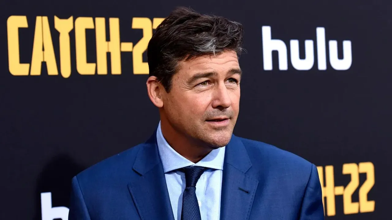 Kyle Chandler
