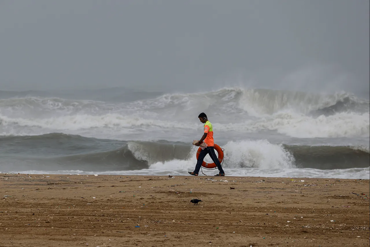 Tamil nadu Cyclone Mandous