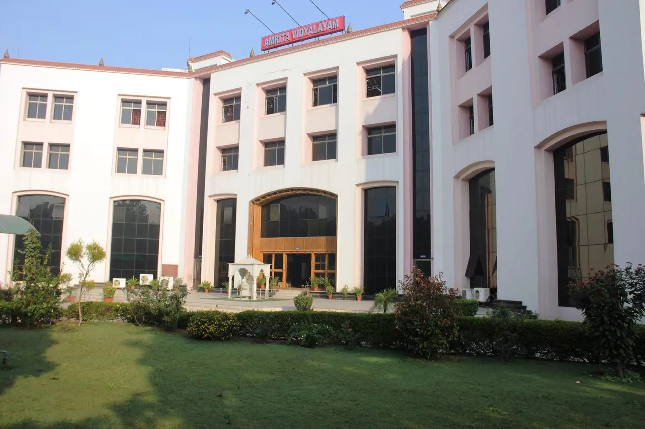 Amrita School.jpg