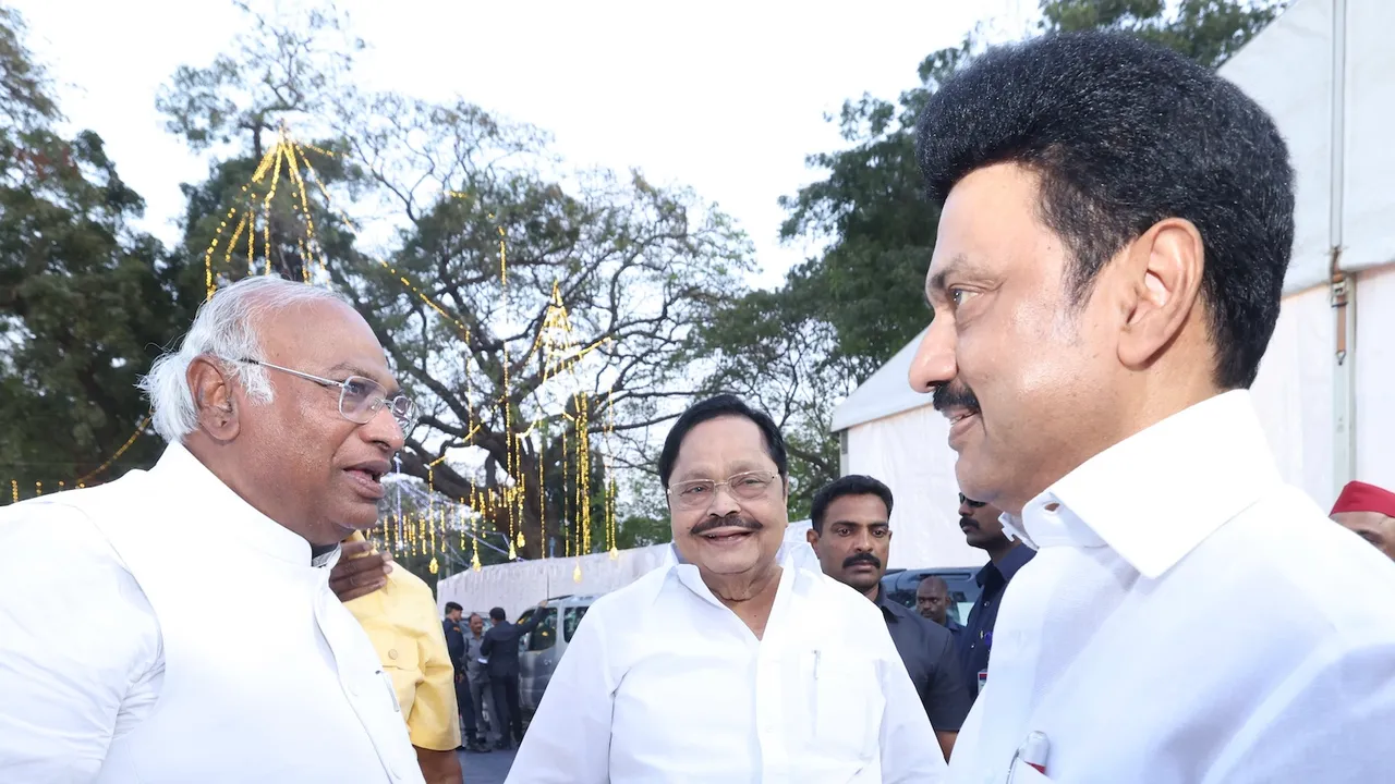 Mallikarjun Kharge with MK Stalin