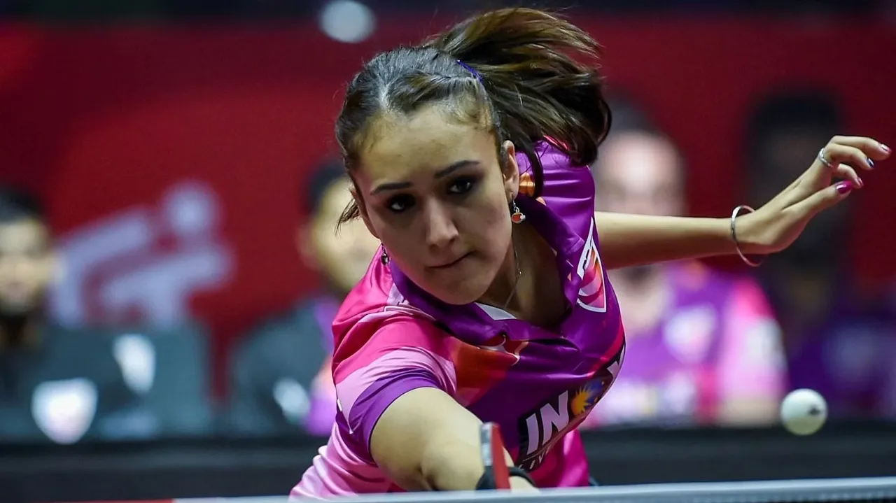 Manika Batra table tennis.jpg
