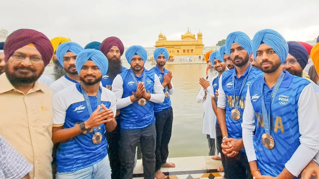 Paris Olympic Bronze medalist Indian Hockey players at the Golden temple, in Amritsar, Sunday, Aug. 11, 2024.