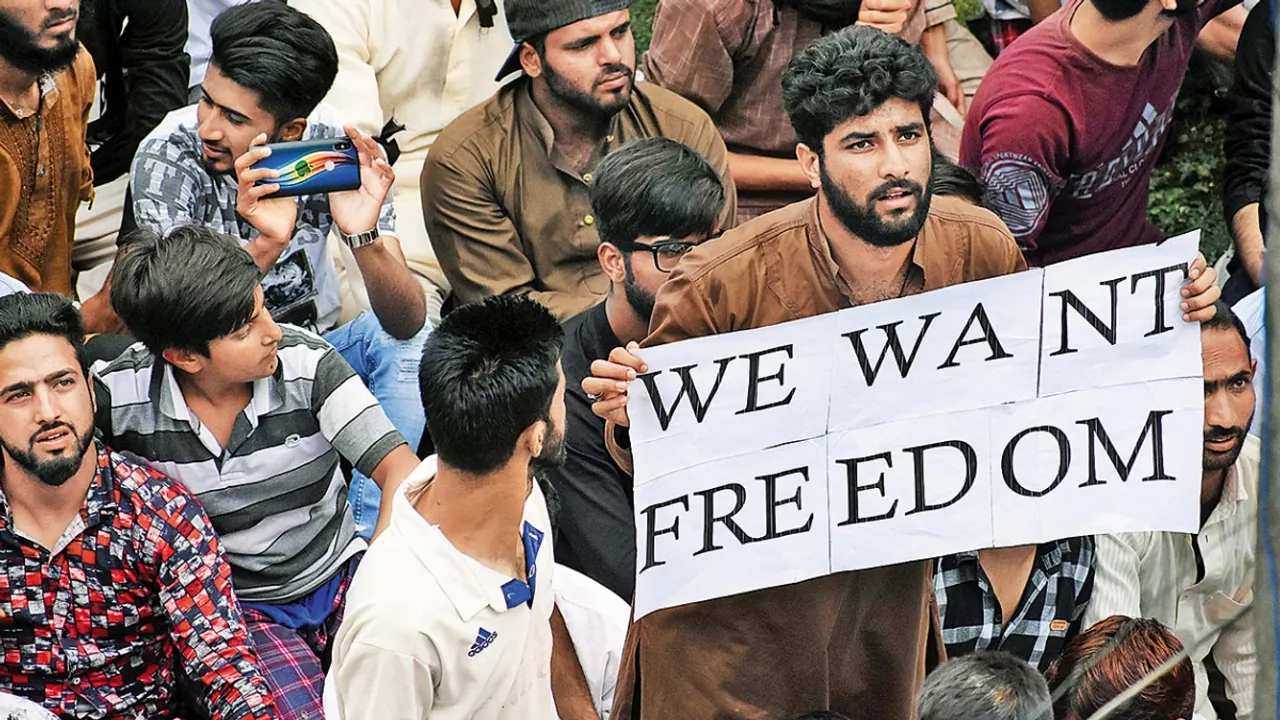 Kashmir A370.jpg