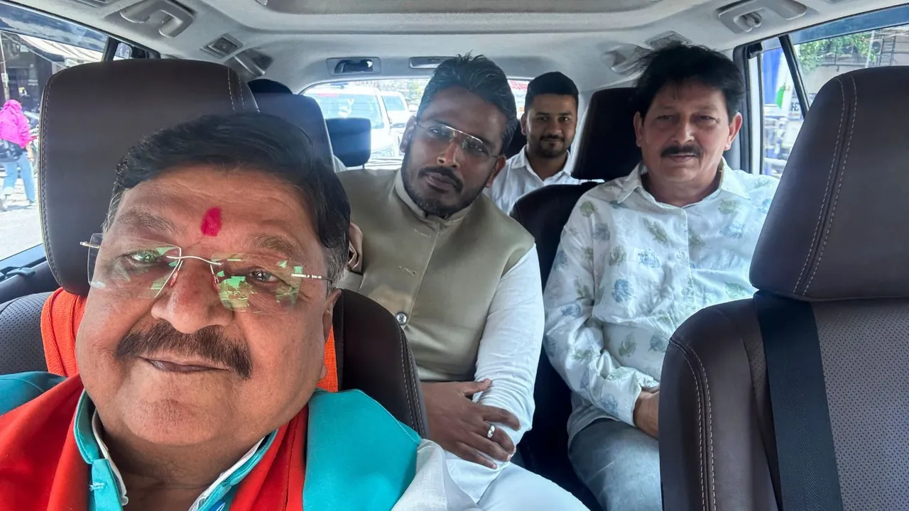 BJP leader Kailash Vijayvargiya with Congress candidate from Indore Lok Sabha seat Akshay Kanti Bam