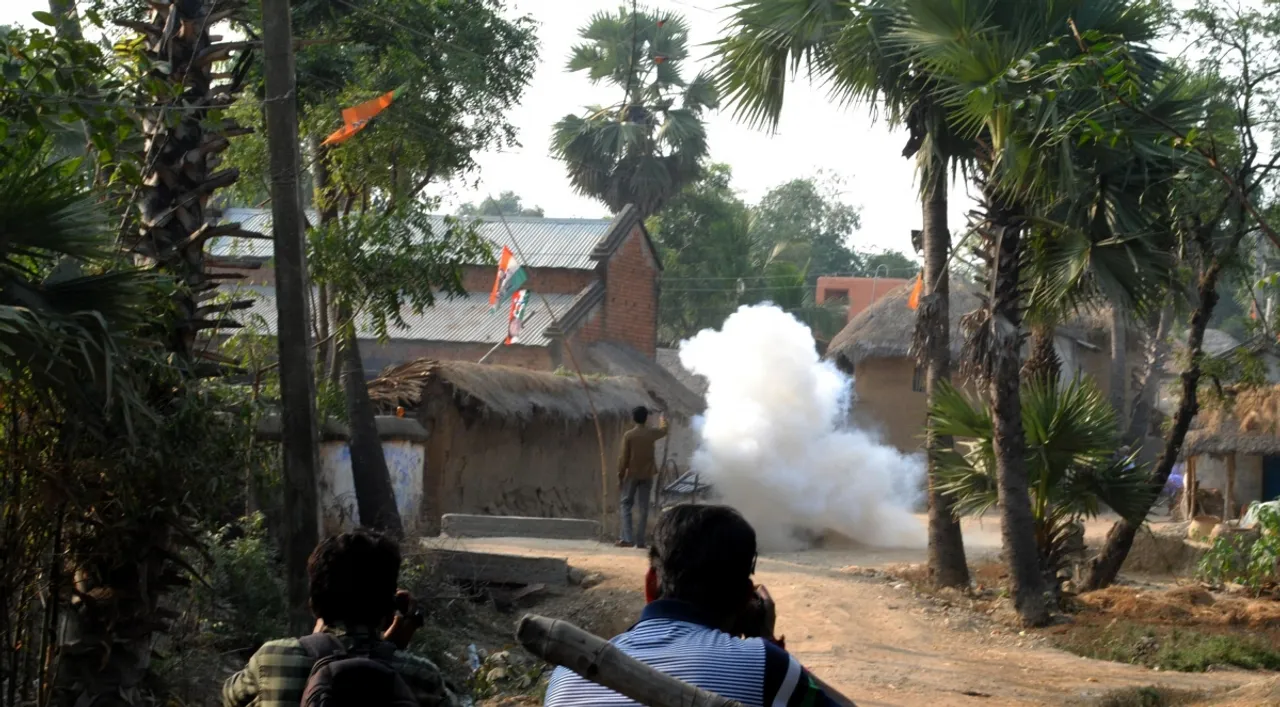 Crude Bomb blast west bengal