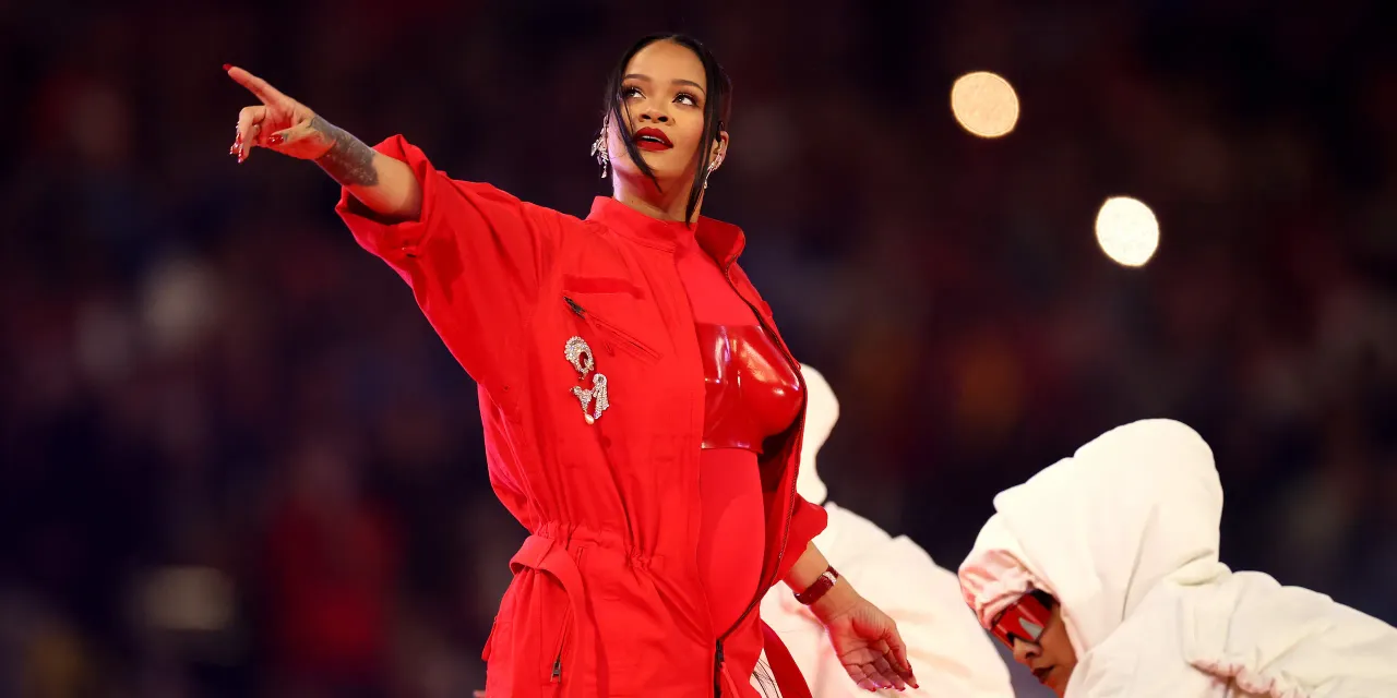 Rihanna Super Bowl