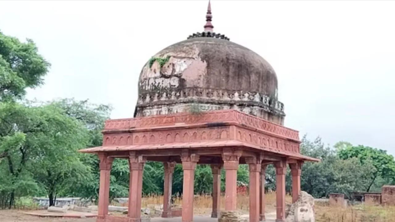 Lakshagriha Sheikh Badruddin dargah
