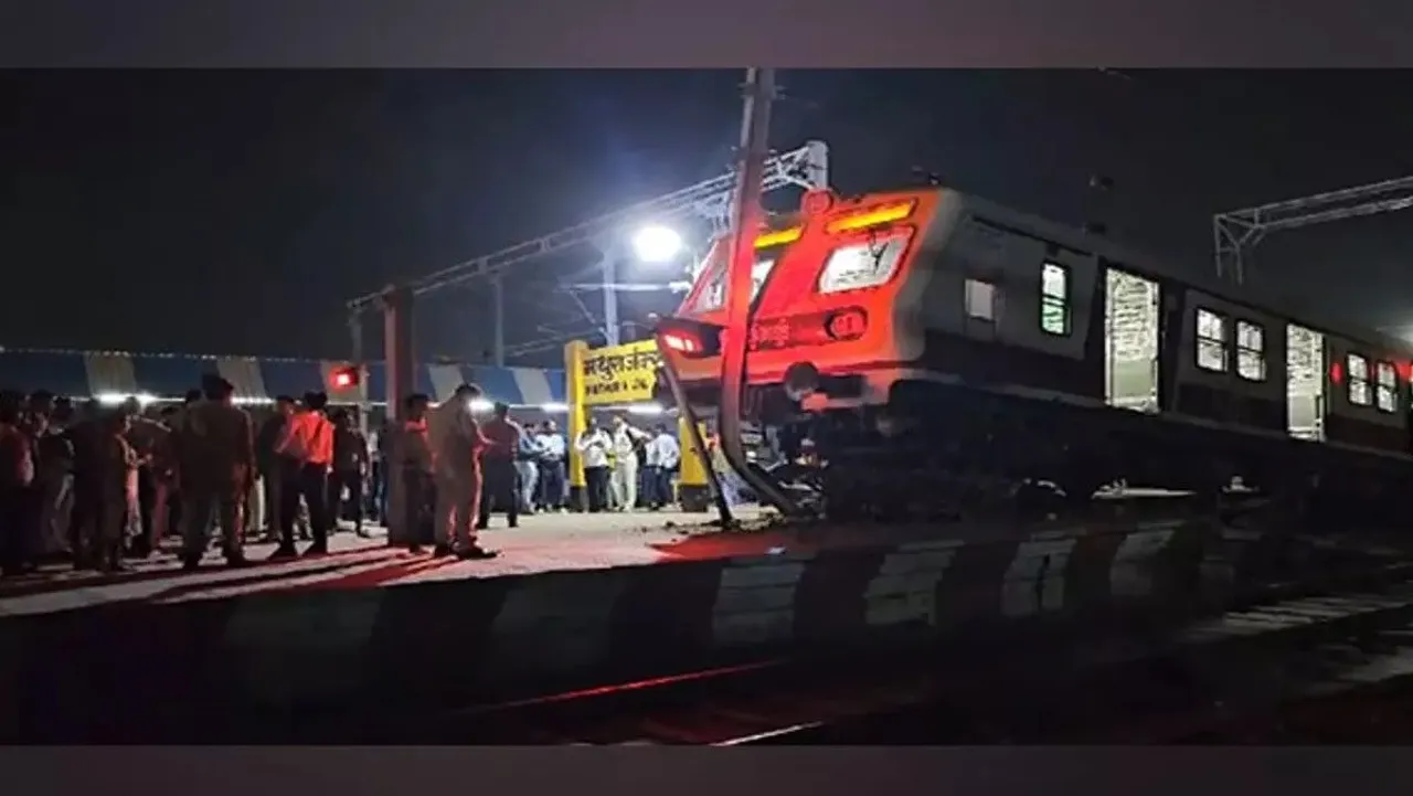 Mathura railway station.jpg
