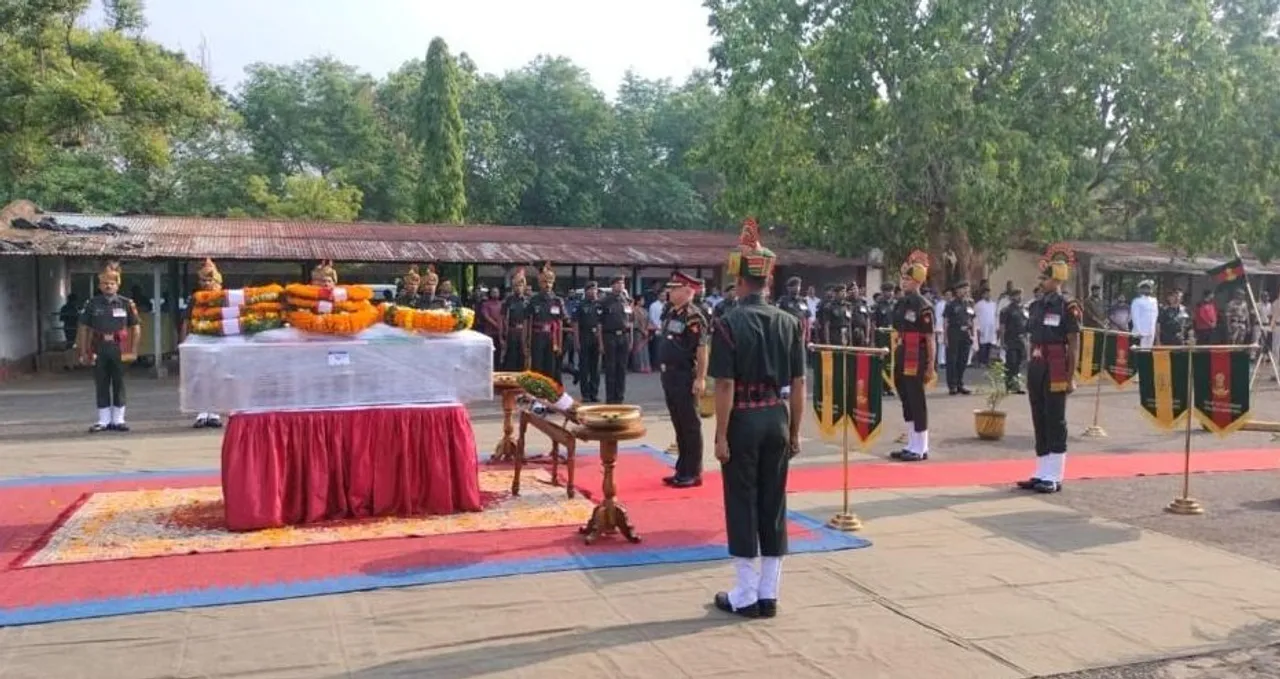 Last Rites of Lance Naik Debashish Baswal, who made the supreme sacrifice in the line of duty at Poonch on 20 April 23, was carried out at his home town in District Puri, Odisha with full military honours in presence of family, friends & officials