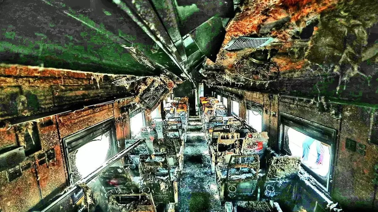 Bangladesh Train Fire