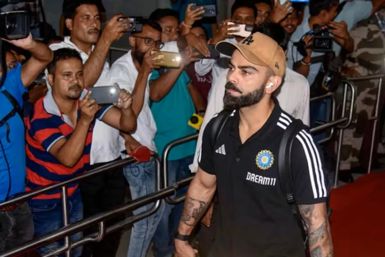 Indian cricket team lands in Delhi