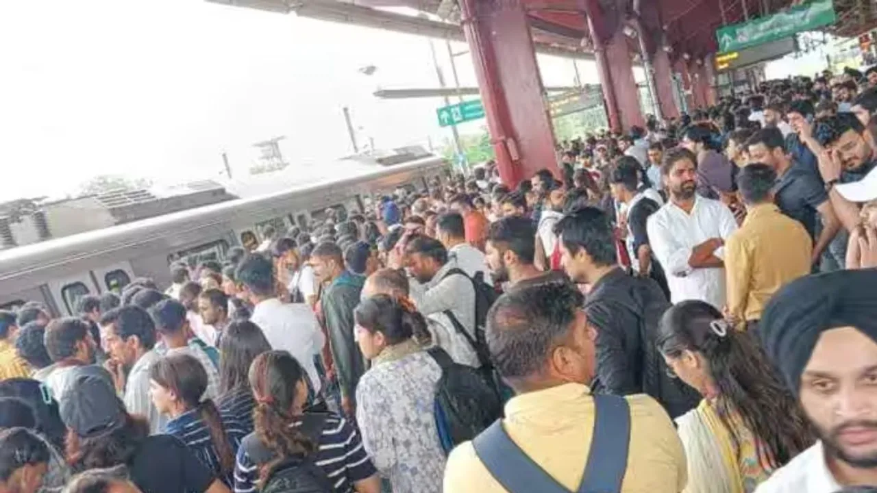 Chaos at the Yamuna Bank Metro Station on Thursday