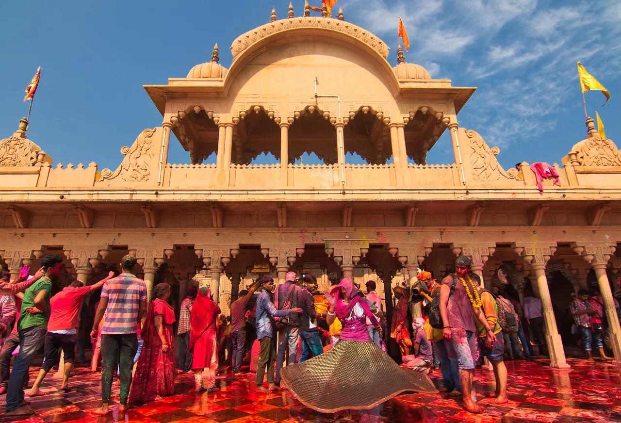 Radharani temple in Barsana bans shorts, night suit