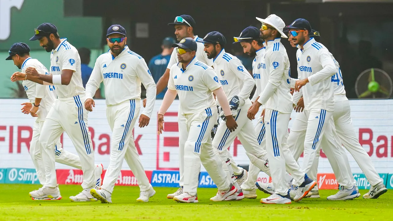 Indian players enter the field during the fourth day of the second Test match between India and England