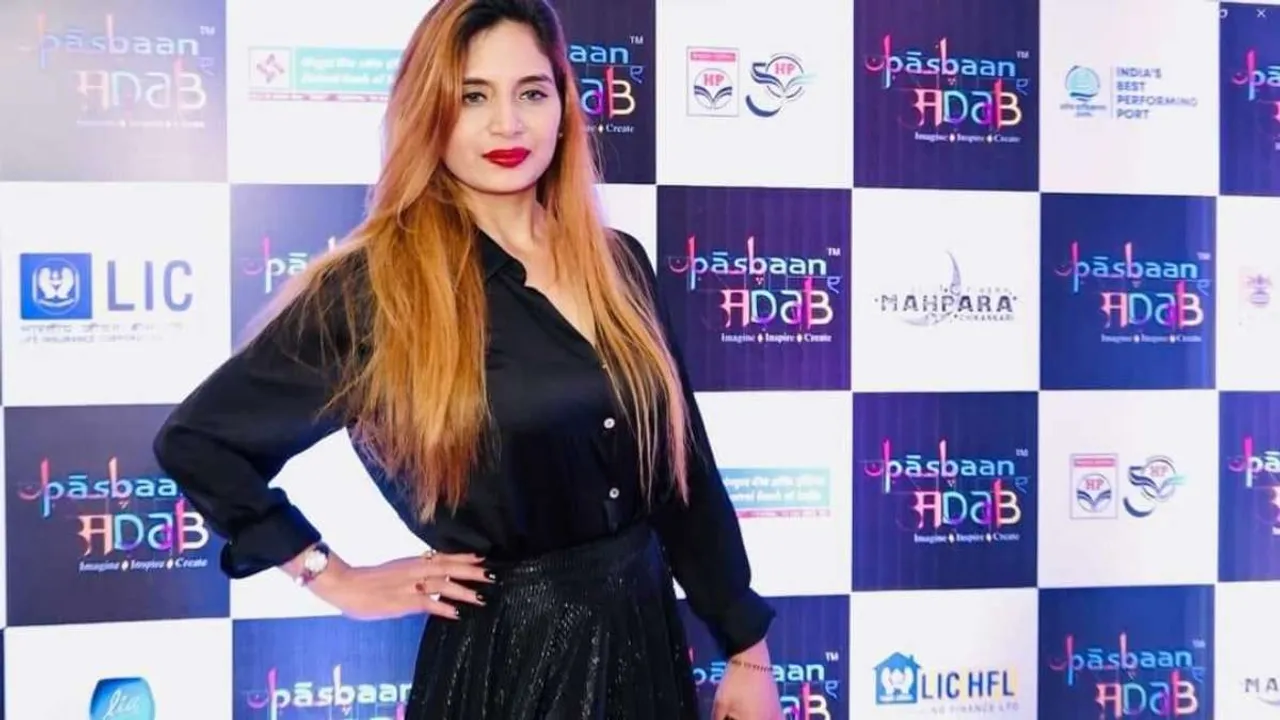 Singer Mallika Rajput