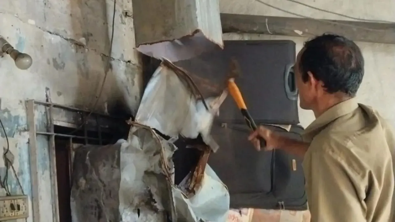 Smelting Mumbai Air Pollution.jpg