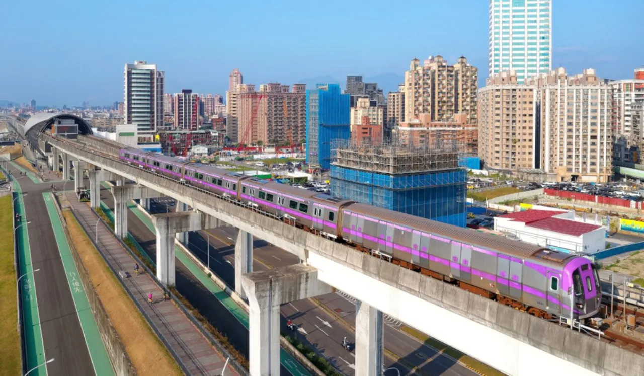 Magenta Line.jpg