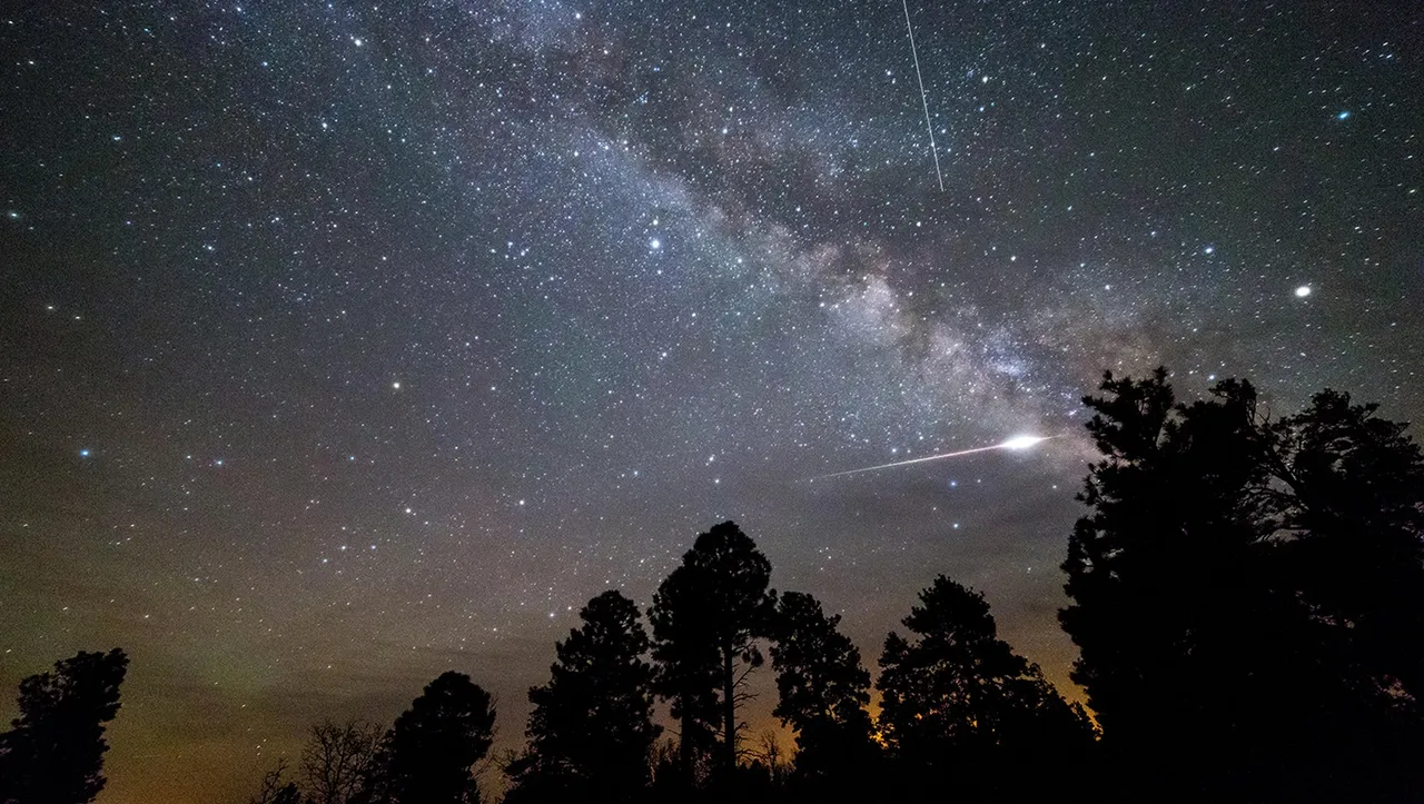 Meteors, supermoons, a comet
