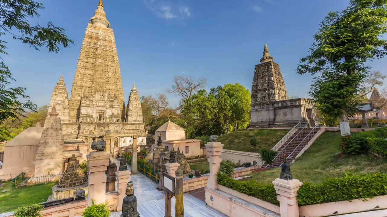 wealth beneath Mahabodhi temple in Bodh Gaya